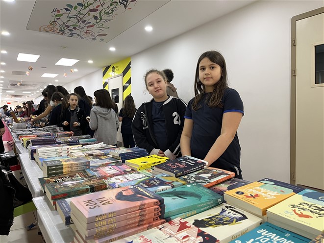 KİTAP FESTİVALİ COŞKUSU