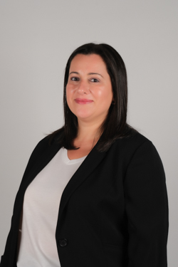 İNCİ YILMAZ ÖZKEROĞLU